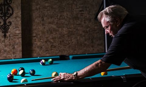 photo shoot bill playing pool