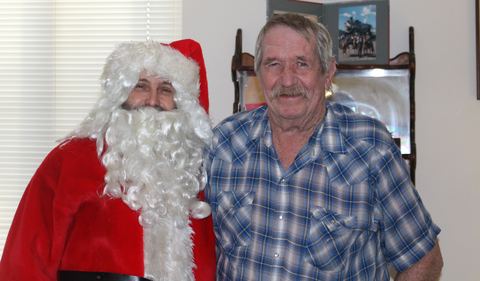 santa treats more jack